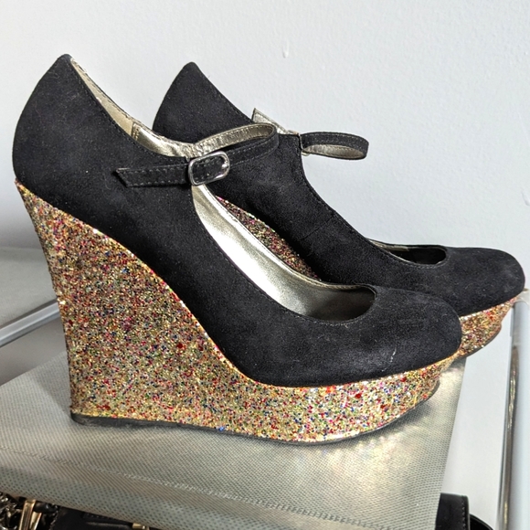 G by Guess Sparkle Wedges - Picture 9 of 11